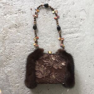 Kelly, Kathleen box bag